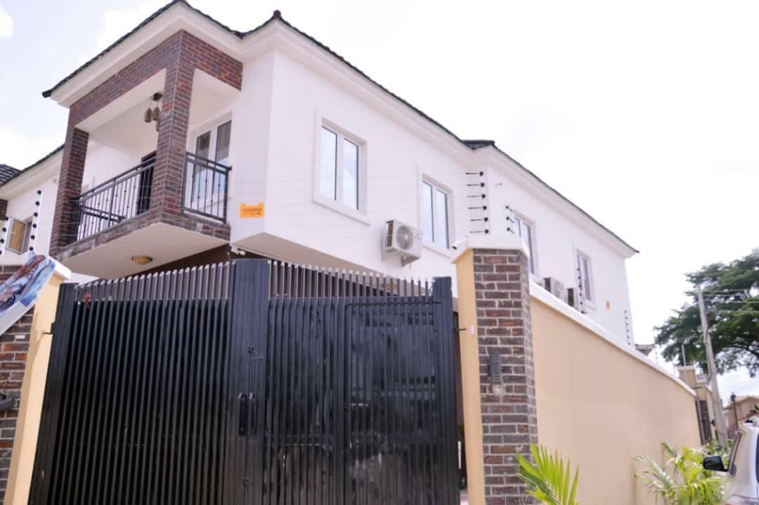 City Nest Hotel Ogombo Kültér fotó