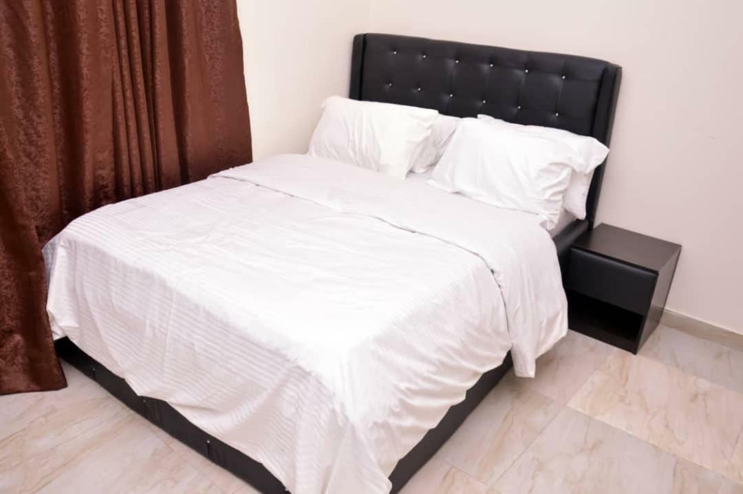 City Nest Hotel Ogombo Kültér fotó