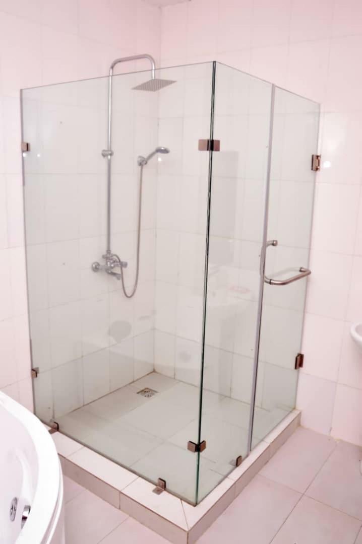City Nest Hotel Ogombo Kültér fotó